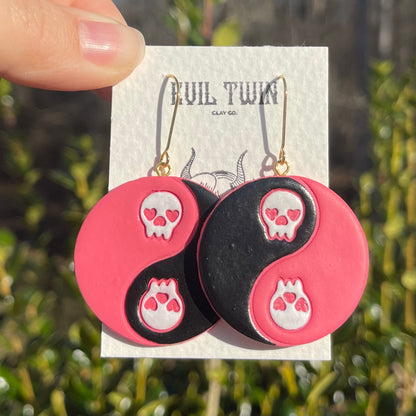 Yin & Yang Skulls